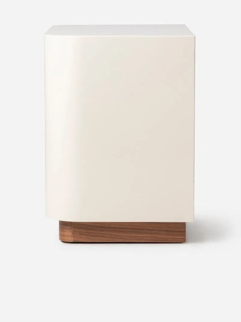 Felix Pedestal