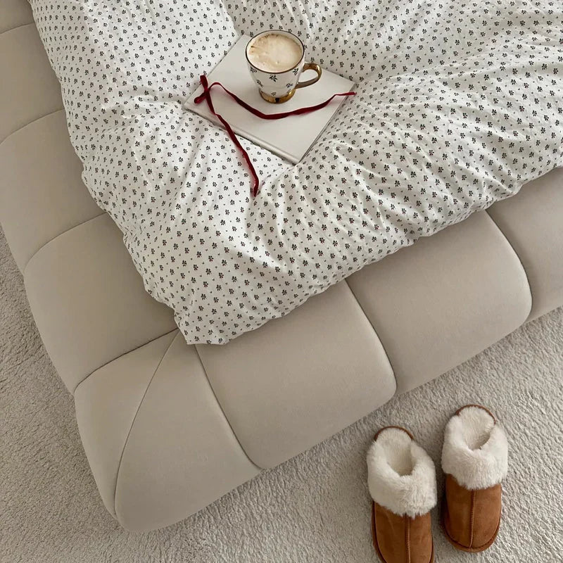 Aurel Bed