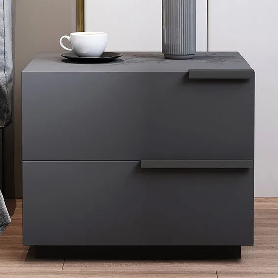 Hugo Pedestal