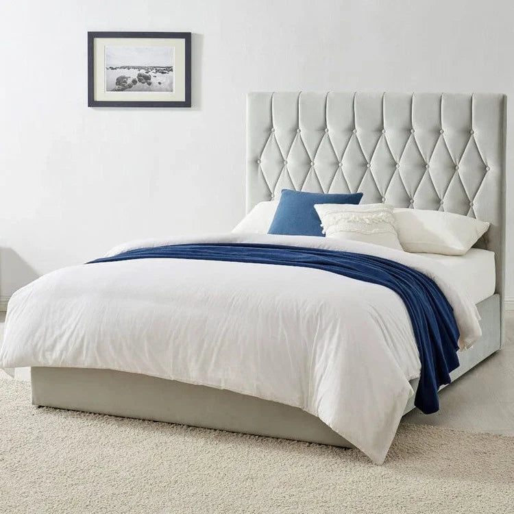 Priya Bed