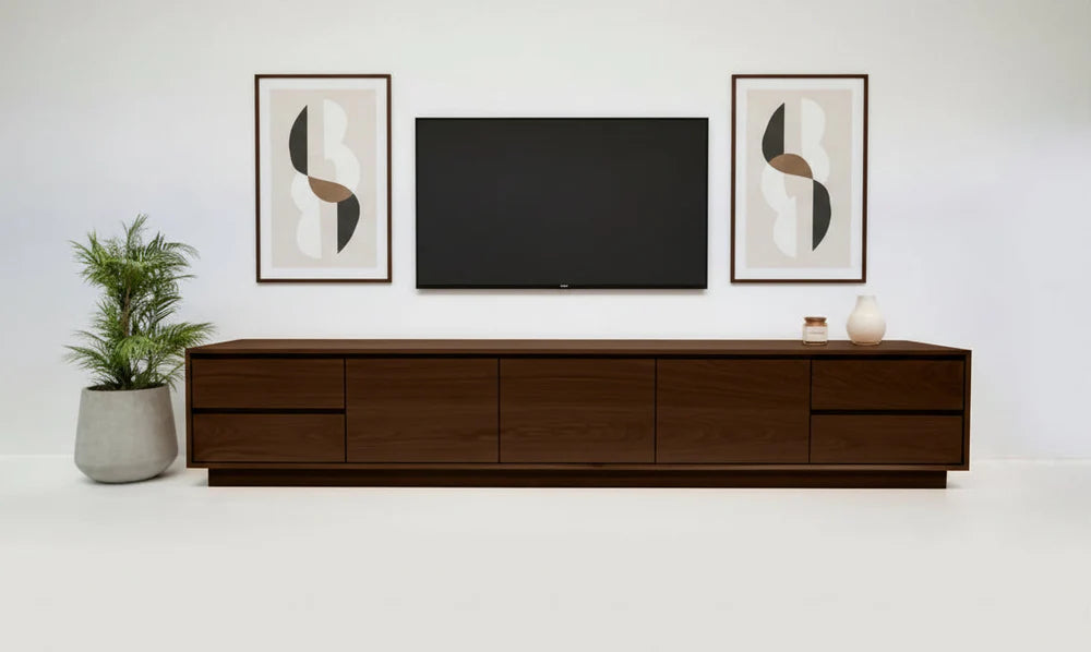Elva TV Stand
